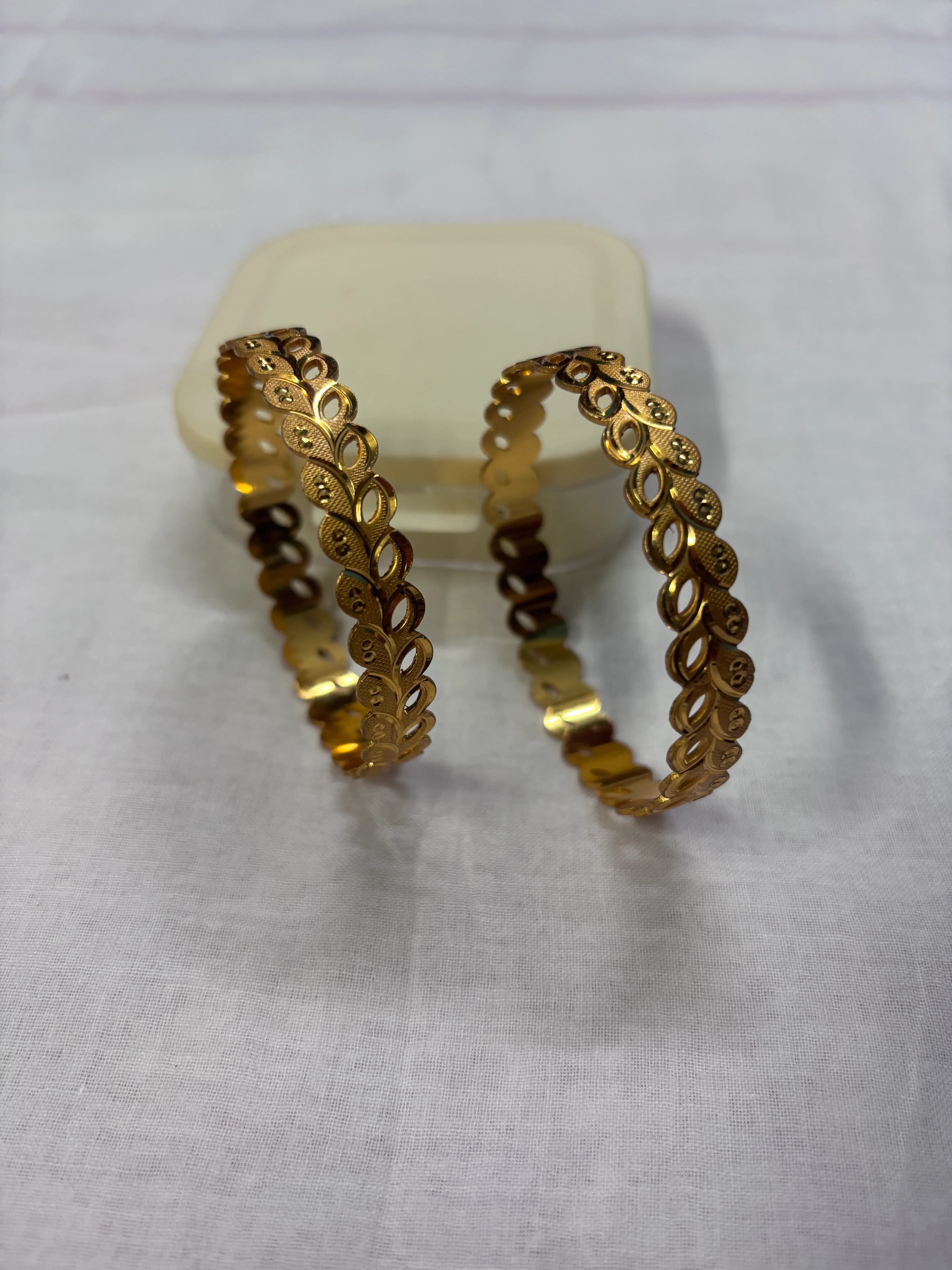 Best Brass Beads Gold-Plated Bangle Set