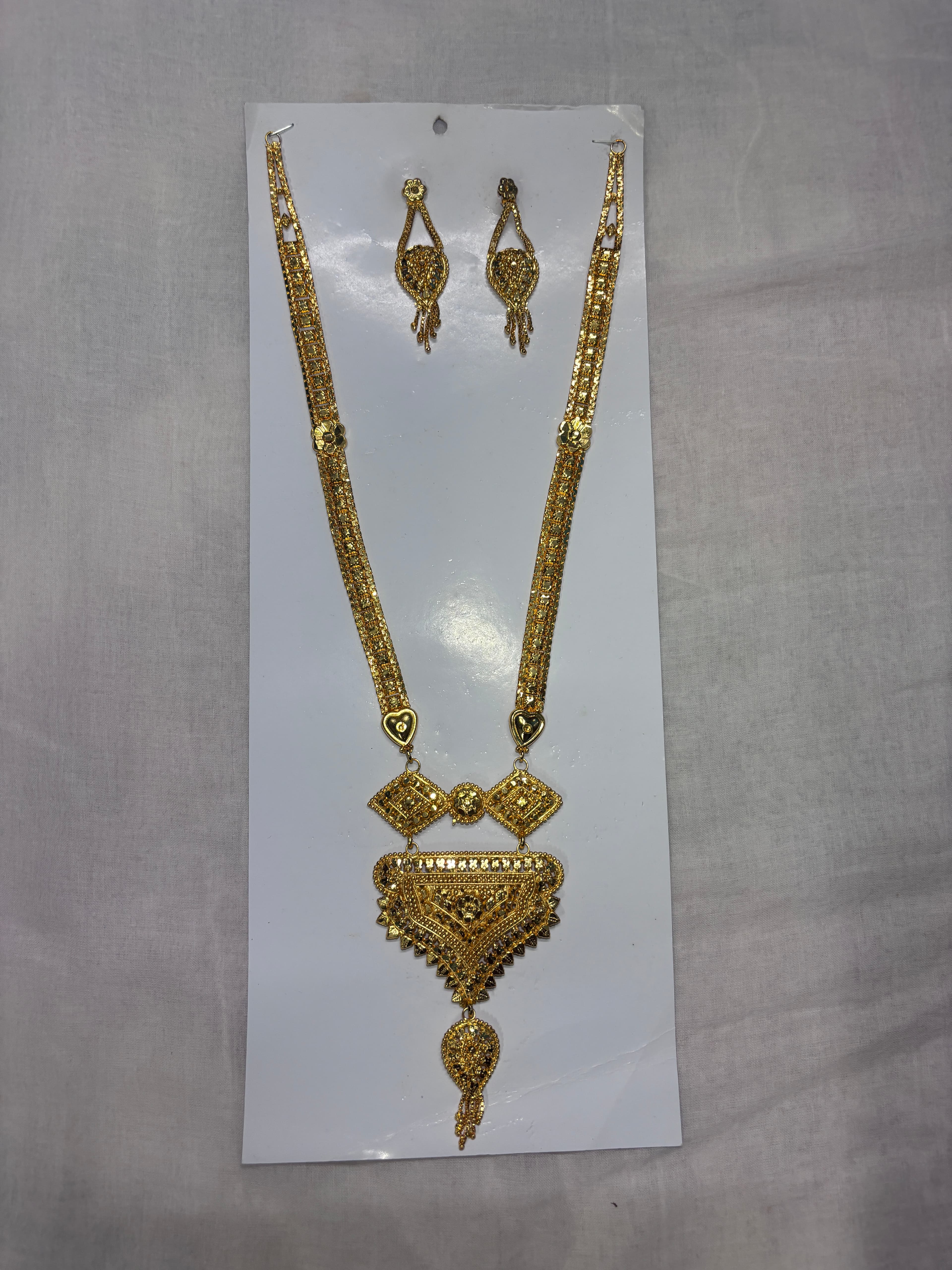City Gold Long Necklace with Earpiece Set in Kolkata